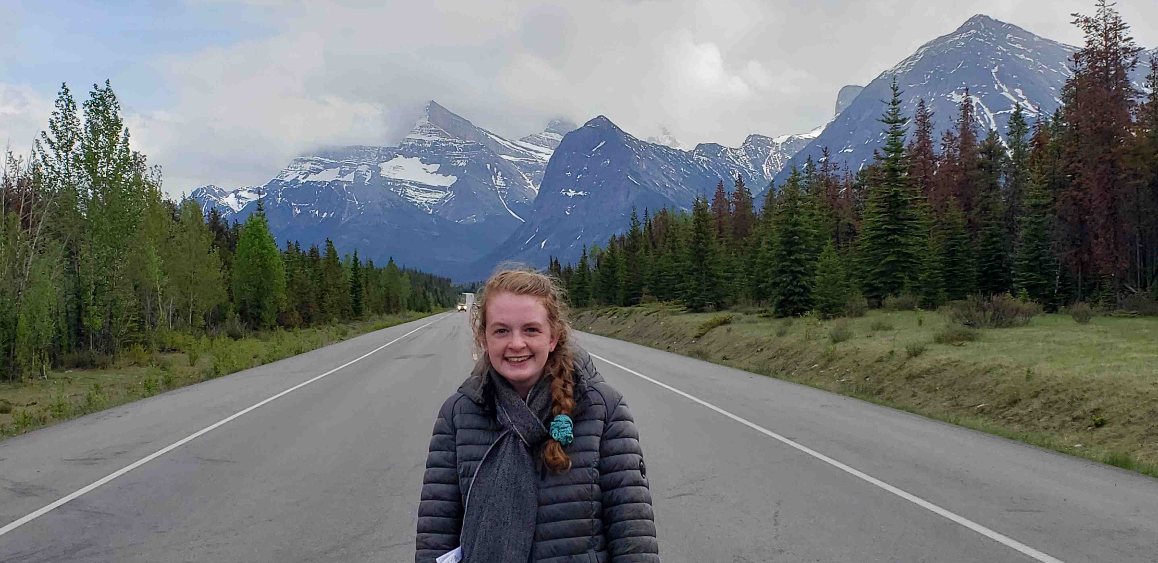2019-06-05 ALCAN Jasper NP near Athabasca Falls Hostel south.jpg